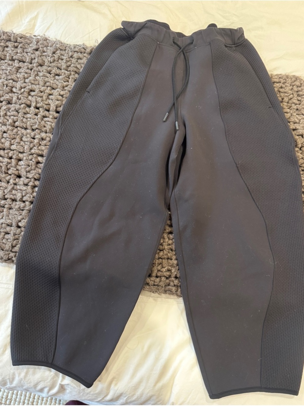 lululemon athletica Black Cropped Tech Jogger Pants